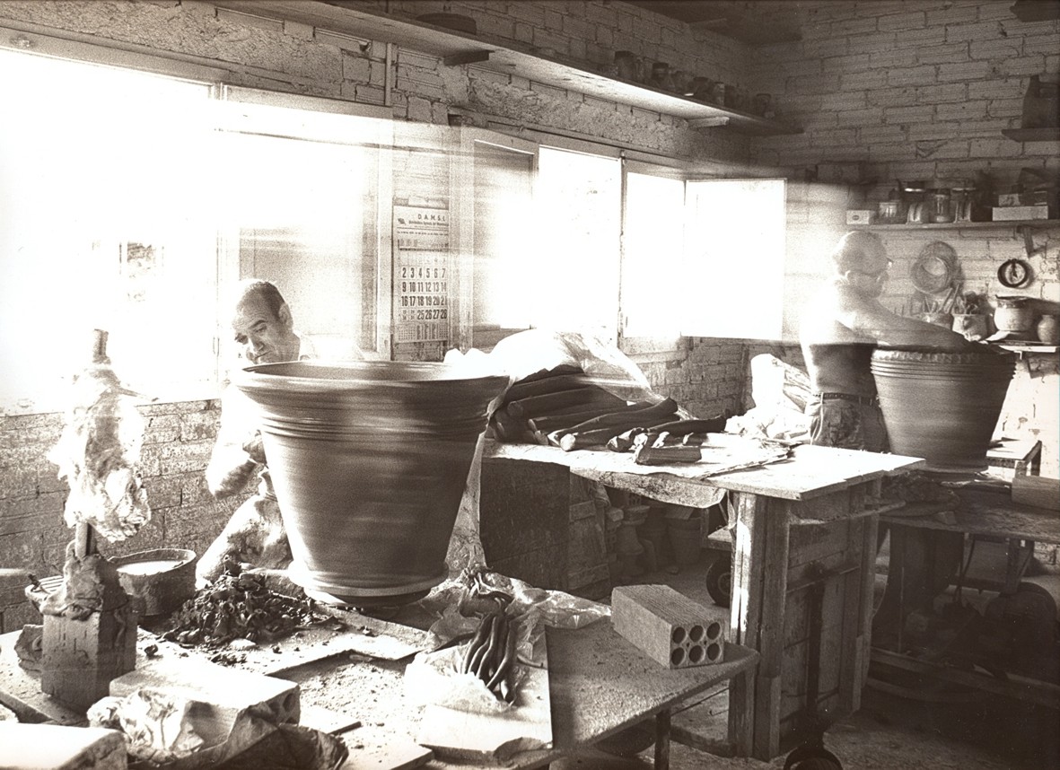 Fotografia de les artesanes de Ceràmiques Pedrola