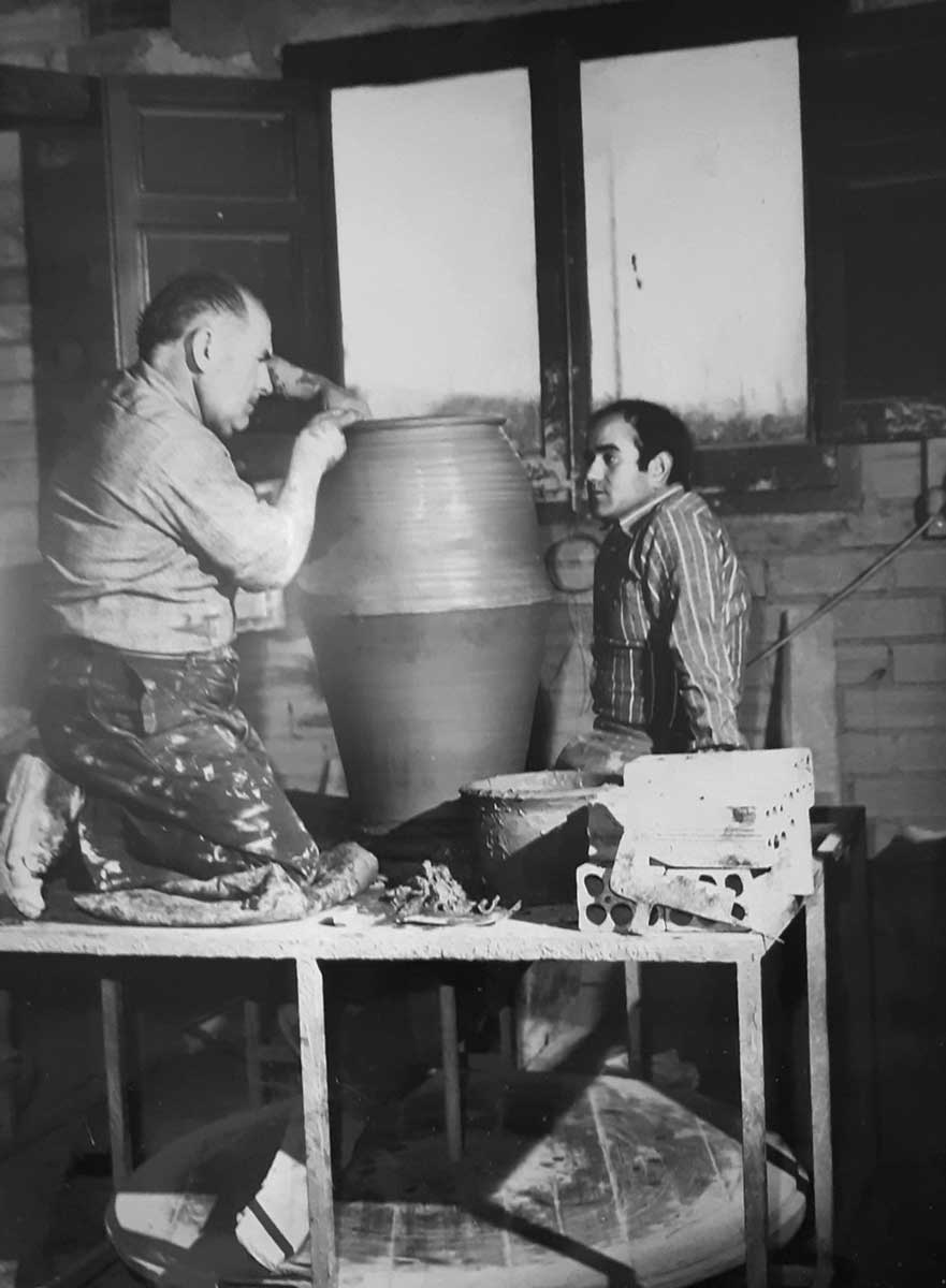 Fotografia de les artesanes de Ceràmiques Pedrola